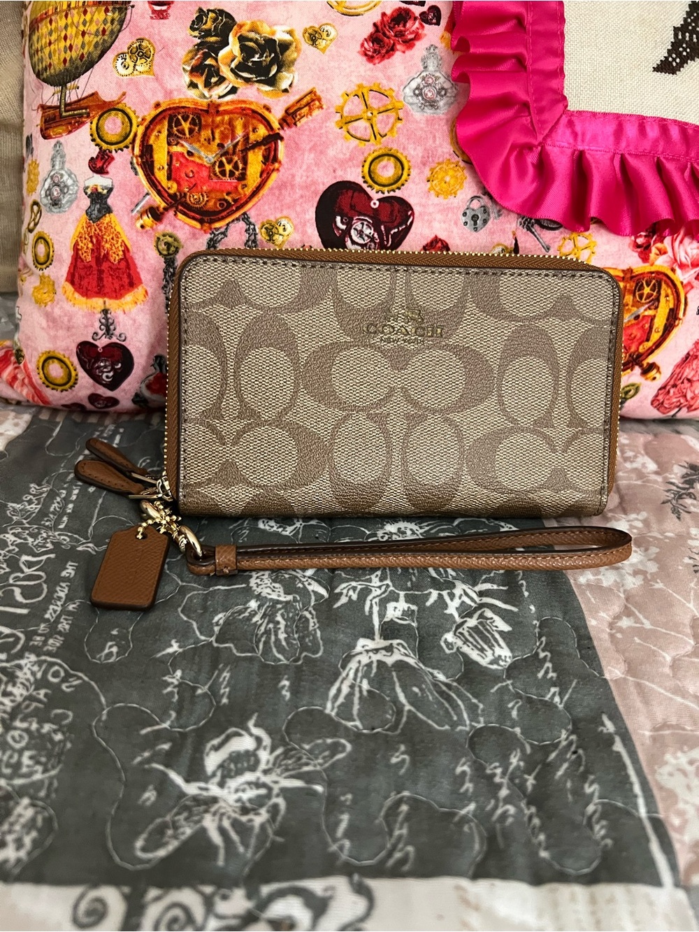 Coach Khaki/Tan Signature Canvas Zip Wristlet Wallet